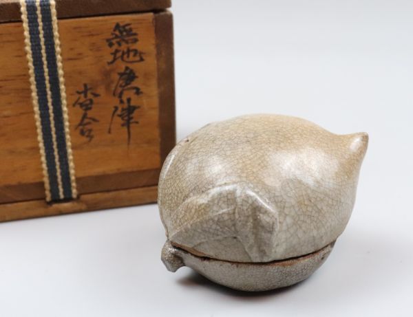 時代品 無地唐津 桃型香合 香道具 茶道具 時代箱 TK196