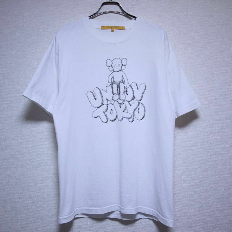 オープン記念 UNINON TOKYO KAWS Tee Size 2 M ユニオン トウキョウ 東京 カウズ Tシャツ White 白 ホワイト 半袖Tシャツ プリントTシャツ