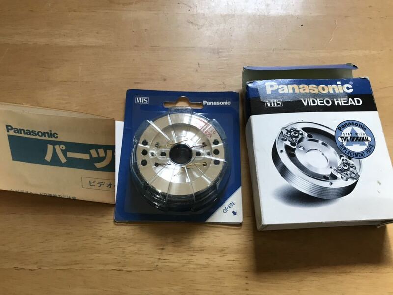 未使用保管品 Panasonic パナソニック VHS用 ビデオヘッド 部品【VEHO116】