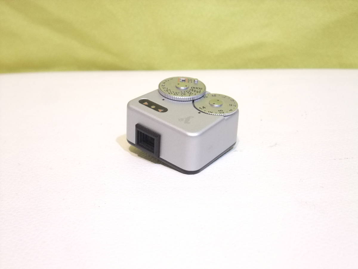●中古美品！ フォクトレンダー VCメーター (露出計) シルバー Voigtlander VC METER (LEICA ライカ BESSA ベッサ等に)●1B137