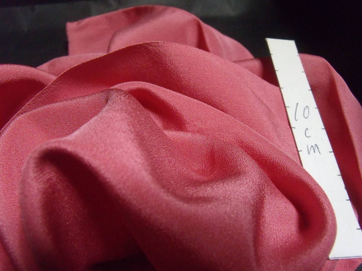 はぎれ　精華パレス　正絹　真赭　ハギレ　端切れ　パレス縮緬　絹　シルク　生地