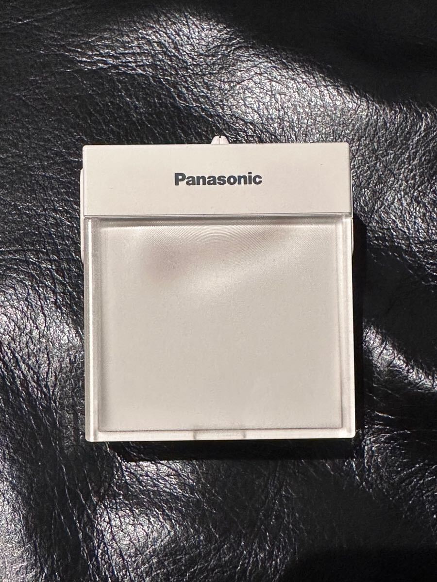 ☆コンセントに差すだけ保安灯☆パナソニック☆明るさセンサ付ハンディホーム保安灯☆WTP4088☆