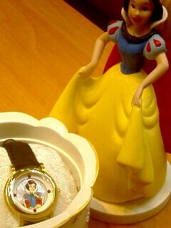 白雪姫　　腕時計　　限定品