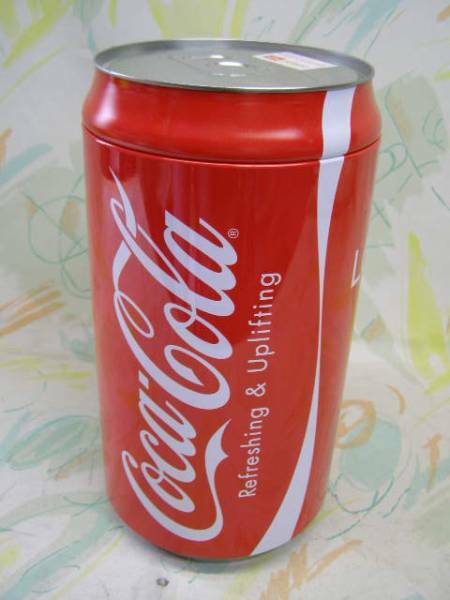 レア！CocaCola！コカコーラ！ビッグ缶！フード付タオル(ENG)