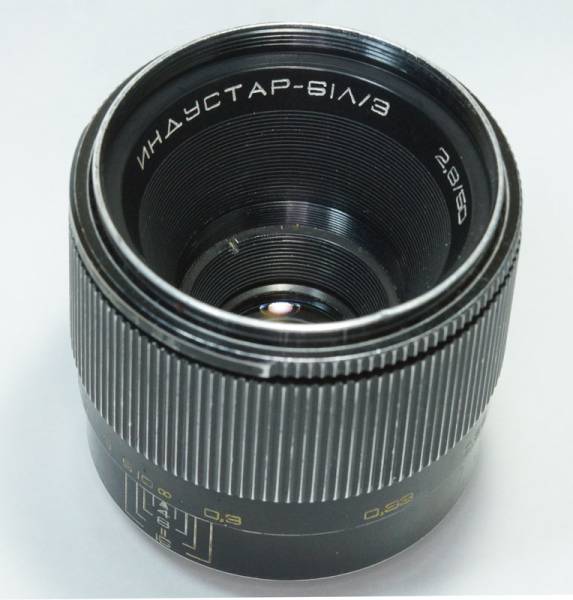 ソ連 LZOS製 Industar 61L/Z 2.8/50 1969年 Zenit 65RB-412 初期型 光沢黒 キリル文字 