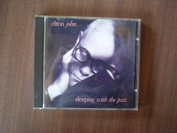 Elton John /アルバム「スリーピング・ウィズ・ザ・パスト」