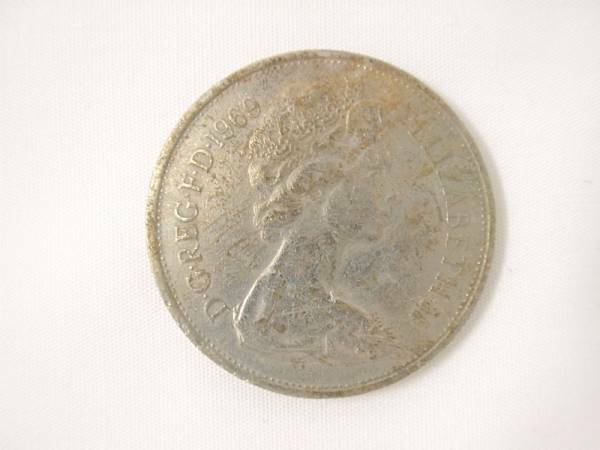 イギリス 10ニューペンス　硬貨・コイン　83