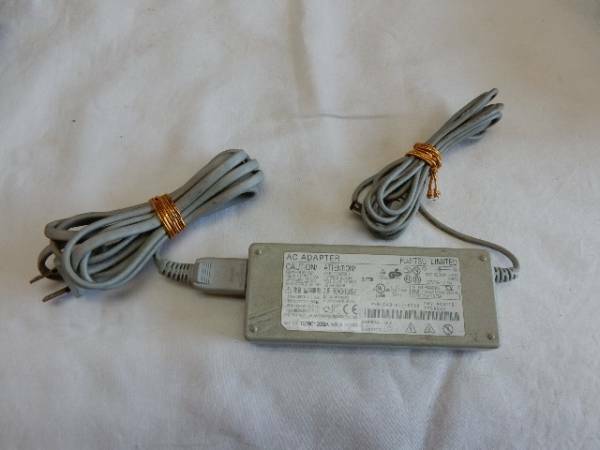 FUJITSU AC ADAPTER CA01007-0850 中古 A-69