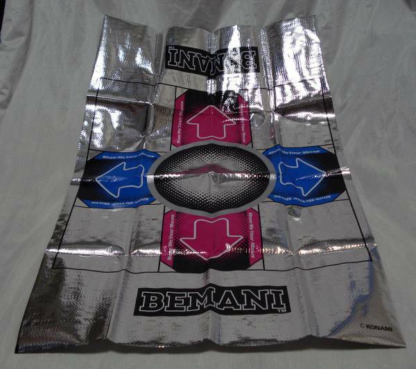 ◆即決有◆希少品 (非売品/1998年頃) BEMANI ビーマニ レジャーシート 89cm×59cm ダンスダンスレボリューション beatmania /未使用品