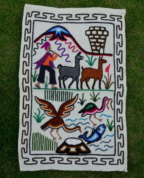 全国送料無料 ペルー S11 民族織物 タペストリー 壁掛け 手刺繍 アンデス アルパカ インディオ チチカカ湖 フォルクローレ衣装 伝統織物