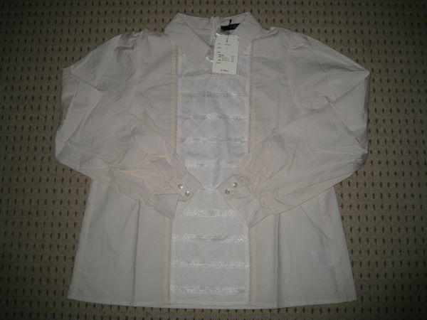 新品未使用！W closet(ダブルクローゼット)オフホワイトのシャツ風長袖カットソー/M/送料185円(最安値)
