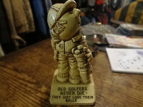 アメリカン雑貨 雑貨 1969年製　ビンテージ メッセージドール　OLD GOLFERS NEVER DIE ギフト 贈り物