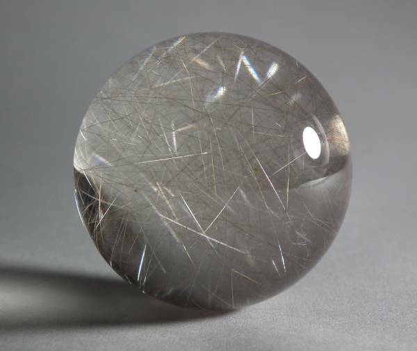 針水晶　ルチル水晶丸玉　直径３cm　３７ｇ　魔除け
