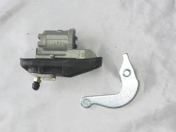 ハコスカＧＴ／ＧＴＸ・ＧＴ－Ｒ　純正部品　リアブレーキ・シリンダー,