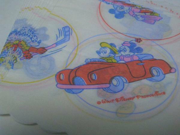 ミッキー＆ミニーテーブルナプキン(紙,DisneyProductions)。