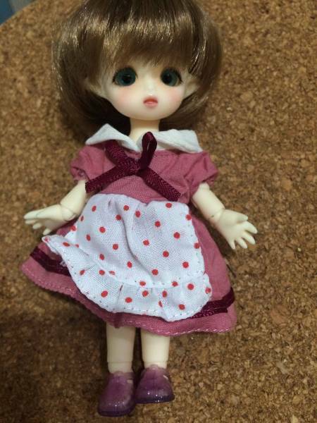 【Magic Cherry】brownie dollサイズの洋服 　ワンピース オビツ１１ねんどろいどどーる 
