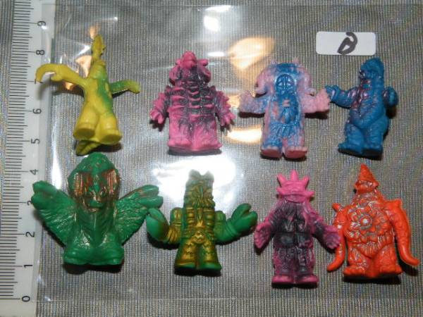 x品名xポピー?ウルトラマン怪獣消しゴム=メタリック塗装8体Set/B