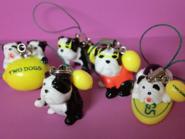 ブルドッグ フィギュア・ストラップ５種セット！　TWO DOGS／犬／商品説明欄全部必読！入札条件＆取引条件厳守！