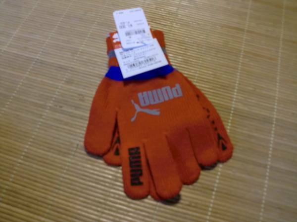 PUMA手袋（赤）19.5cm