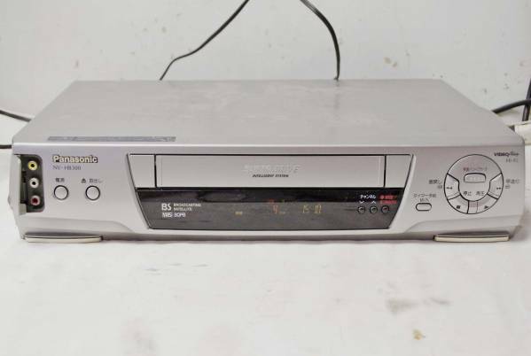 ジャンク☆Panasonic VHS Hi-Fiデッキ NV-HB300☆V-1