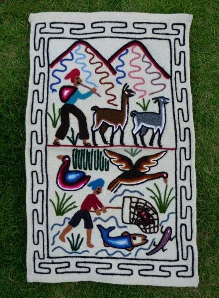 全国送料無料 ペルー S10 民族織物 タペストリー 壁掛け 手刺繍 アンデス アルパカ インディオ チチカカ湖 フォルクローレ衣装 伝統織物