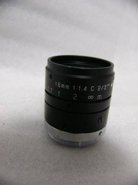 ★中古★ 日本製 Cマウント レンズ 16mm F1.4 2/3 M25.5