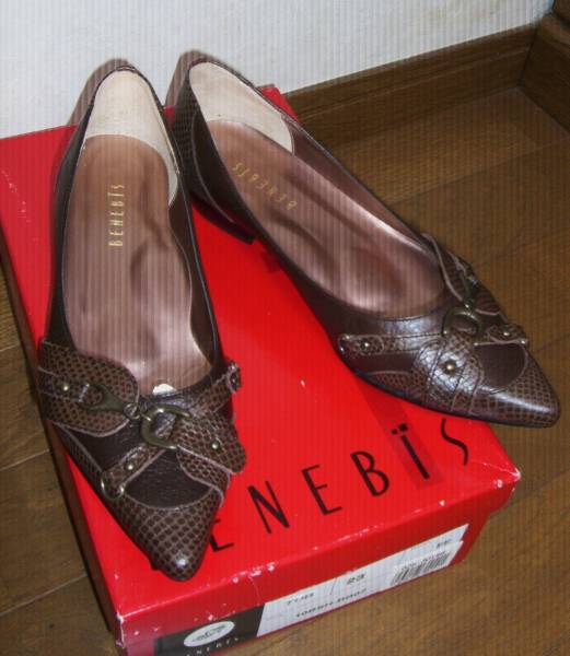 BENEBIS　ベネビス　パンプス　22ｃｍＥ　ブラウン♪新品日本製