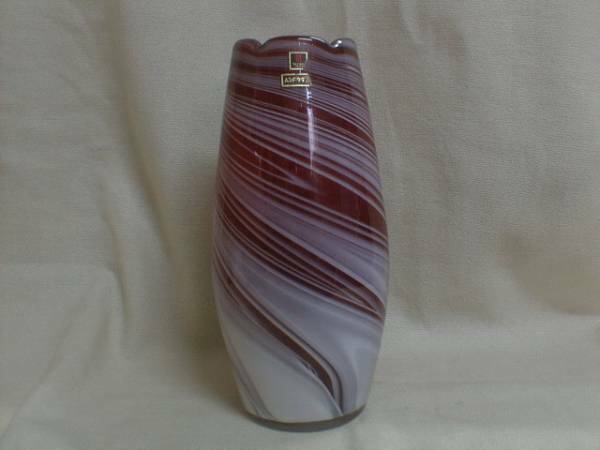 マルティグラス　鮮やか赤に白　うねり柄　25x11.5cm　飾り花瓶