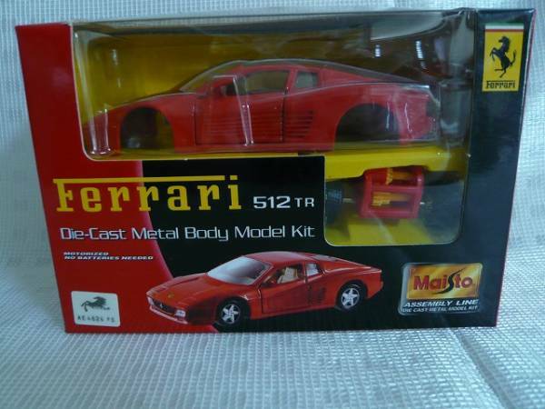 Ferrari 512TR (Die-Cast Netal Body Nodel Kit) 　未使用　Maisto