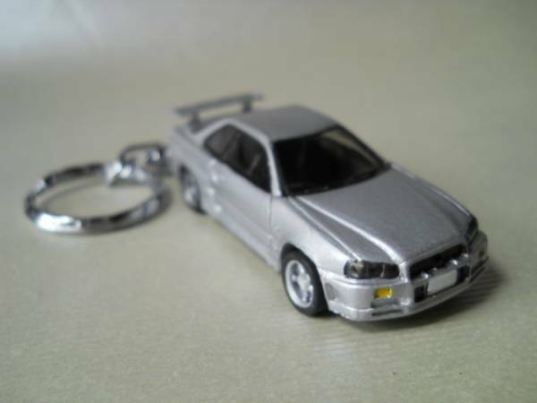 ■即決■キーホルダー■日産 スカイラインＧＴ－Ｒ R34■シルバー■モデルカー■アクセサリー■キーチェーン■