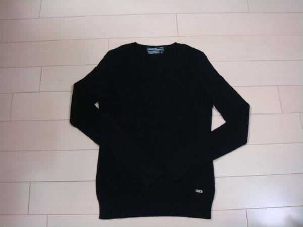 フェラガモ女性用黒色セーター（中古美品）