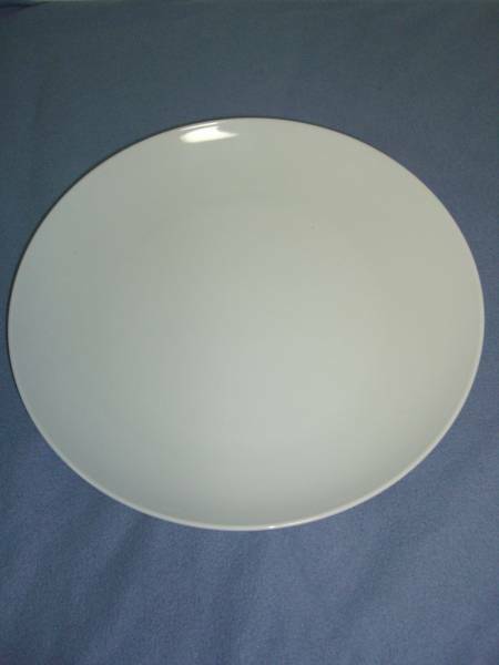 「激安・新品・別注品」　白いオードブル丸プレート皿　２枚
