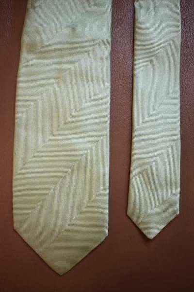 B274★美品★オリアンORIAN 　ネクタイ 　絹　 イタリア製 　黄緑　　