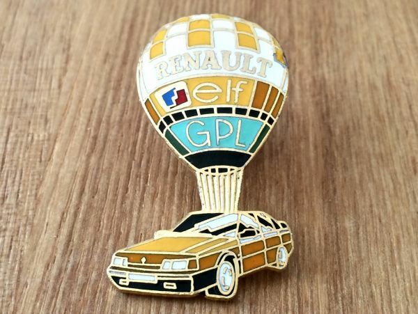 古いピンバッジ：ルノー 気球 F1 elf 車 広告 ピンズ #C