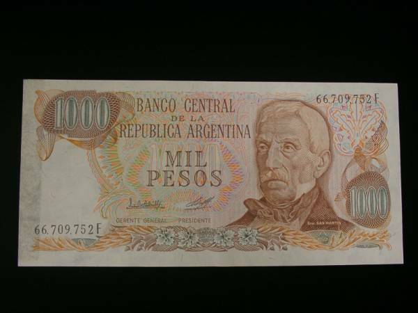 アルゼンチン 1000 pesos 1000ペソ 紙幣 1枚
