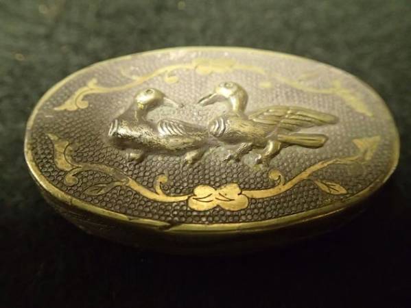 断捨離！さらに40％OFF　古代銀器　銀製鍍金双鳥香合　唐時代　格安出品　