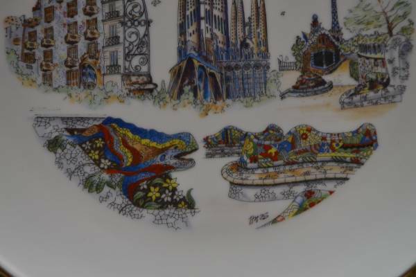 希少 豪華な■スペイン製■ 壁飾り 皿 お城と蛇の絵柄 オブジェ!