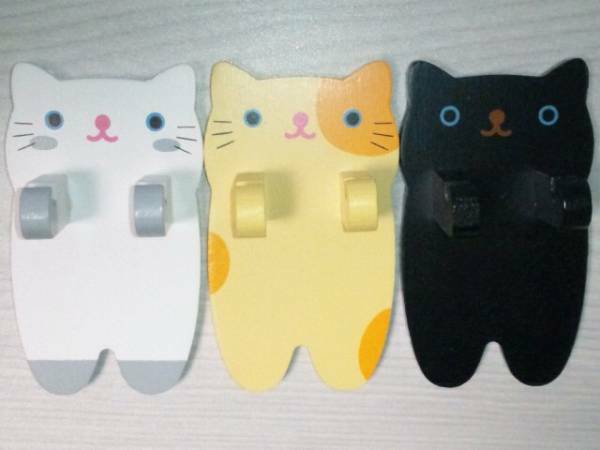 シロ☆クロ★タマ2連キーフック木製ネコ鍵ねこ招き猫catsネコグッズ猫グッズ