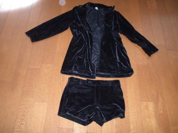 ダンス・イベント衣装・黒ベロアジャケット・ショートパンツ・M