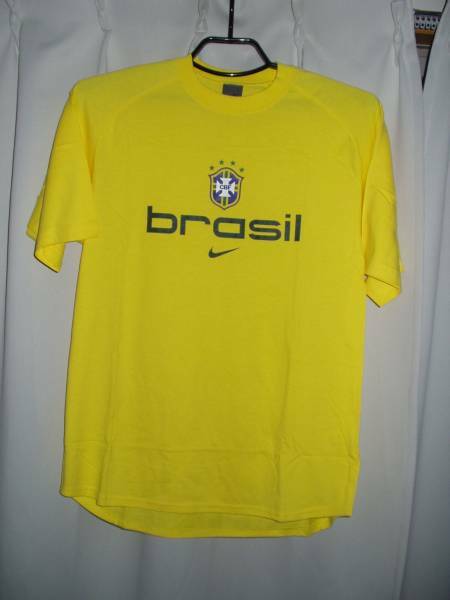 *即決*　ブラジル代表　ナイキ　Tシャツ　新品未使用　